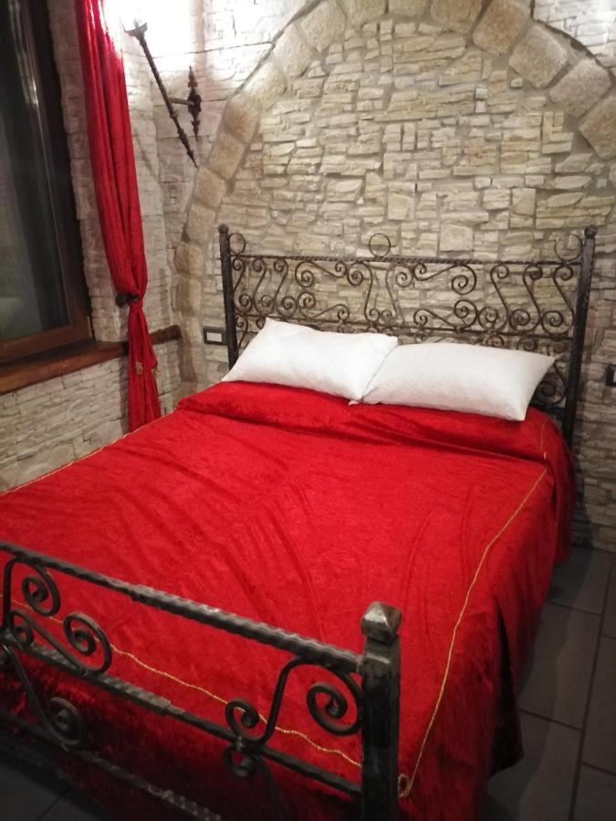 דירות קרמונה Castle House מראה חיצוני תמונה