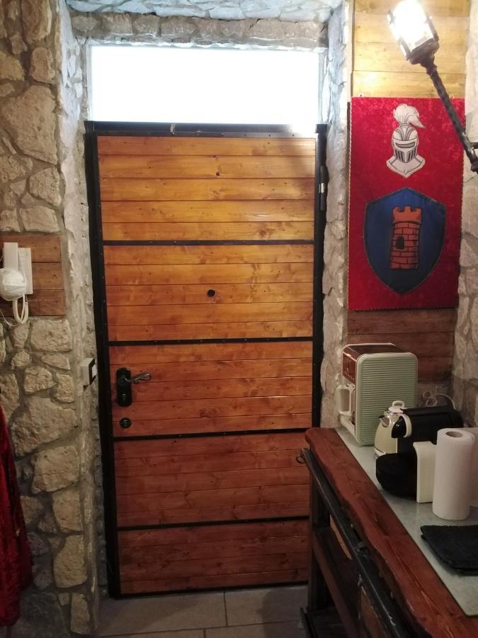 דירות קרמונה Castle House מראה חיצוני תמונה